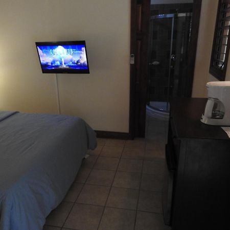 Playa Negra Guesthouse Кауита Номер фото