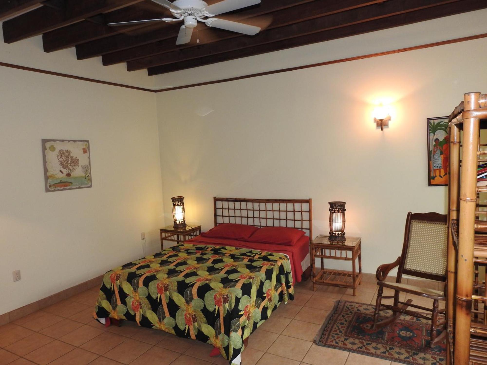 Playa Negra Guesthouse Кауита Экстерьер фото